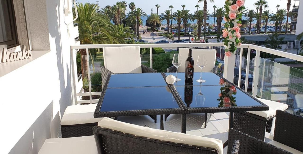 Encantadora Vivienda En El Paseo Maritimo De سالو المظهر الخارجي الصورة